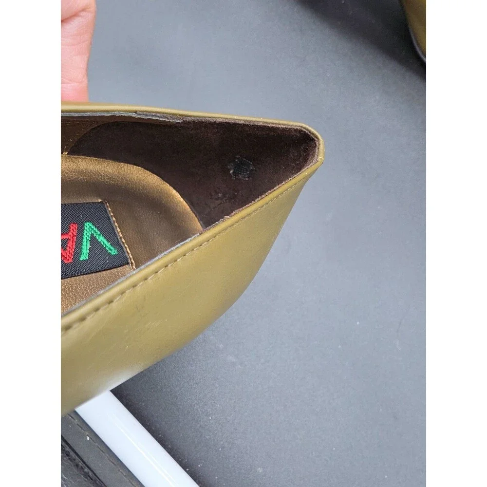 Vintage VANELI Leather Pumps Made in Italy Olive Green Multi Cap Toe Heels Sz7.5